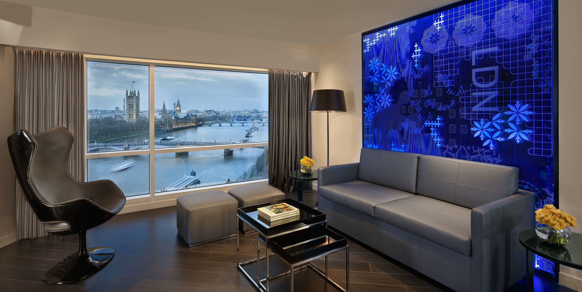 Plaza On The River 런던 내부 사진 A suite at the InterContinental London The O2