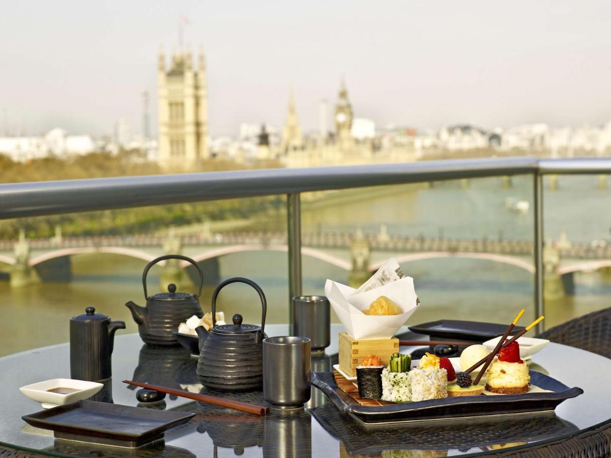 Plaza On The River 런던 외부 사진 Afternoon tea at the InterContinental London